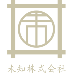未知株式会社 ロゴ